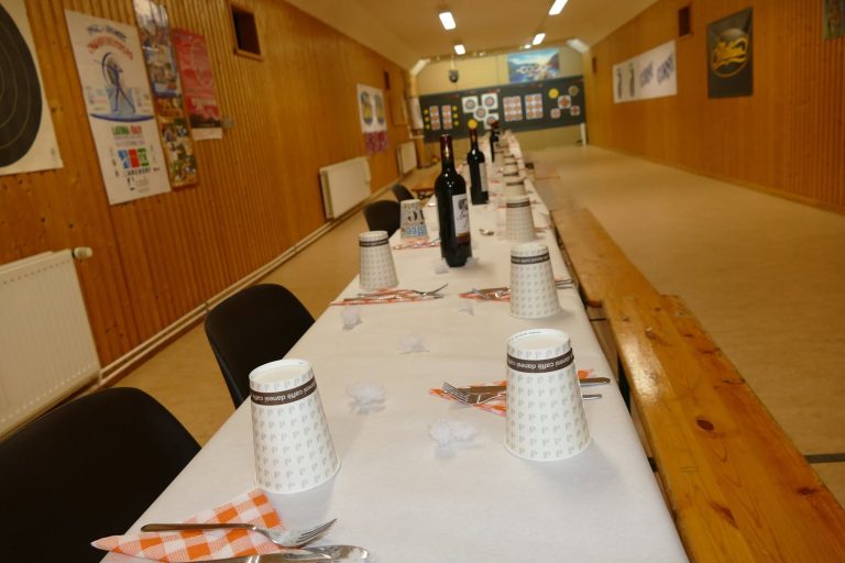 Abendessen im Vereinshaus – 3D Indoor 2019, Arrowclub Dudelange