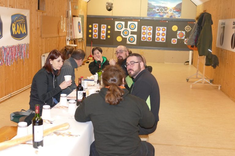 Abendessen im Vereinshaus – 3D Indoor 2019, Arrowclub Dudelange
