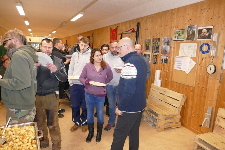 Abendessen im Vereinshaus – 3D Indoor 2019, Arrowclub Dudelange